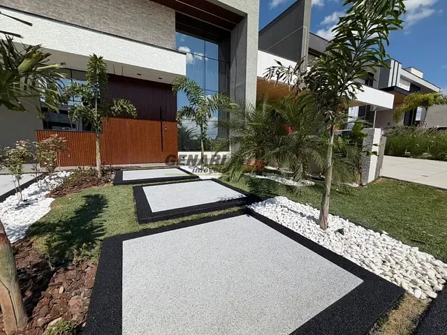 Casa com 300m² 3 quartos e 5 banheiros, à venda, no bairro Jardim Residencial Dona Maria Candida em Indaiatuba