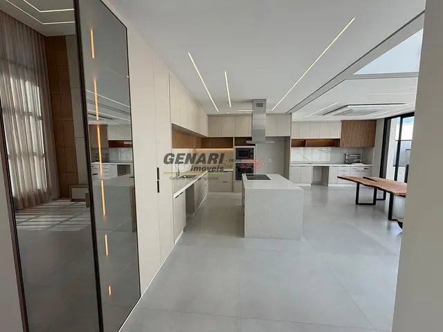 Casa com 300m² 3 quartos e 5 banheiros, à venda, no bairro Jardim Residencial Dona Maria Candida em Indaiatuba