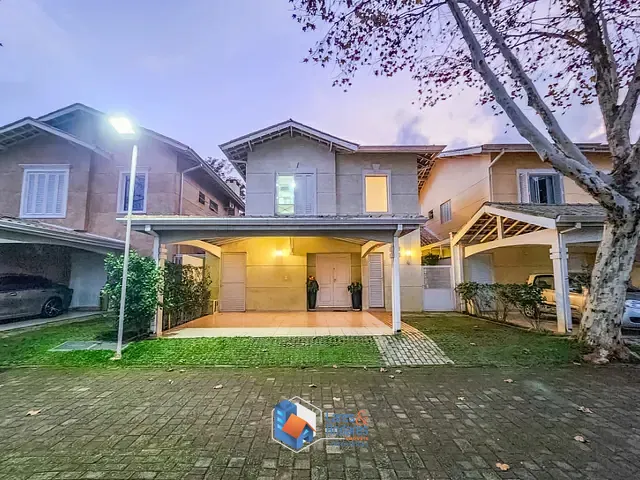 Casa com 232m² 3 quartos e 3 banheiros, à venda, no bairro Jardim Passárgada I em Cotia
