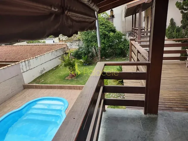 Casa com 500m² 3 quartos e 3 banheiros, à venda, no bairro Residencial Mombaça em Pindamonhangaba