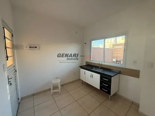 Casa com 150m² 1 quarto e 1 banheiro, para alugar, no bairro Jardim Residencial Nova Veneza em Indaiatuba