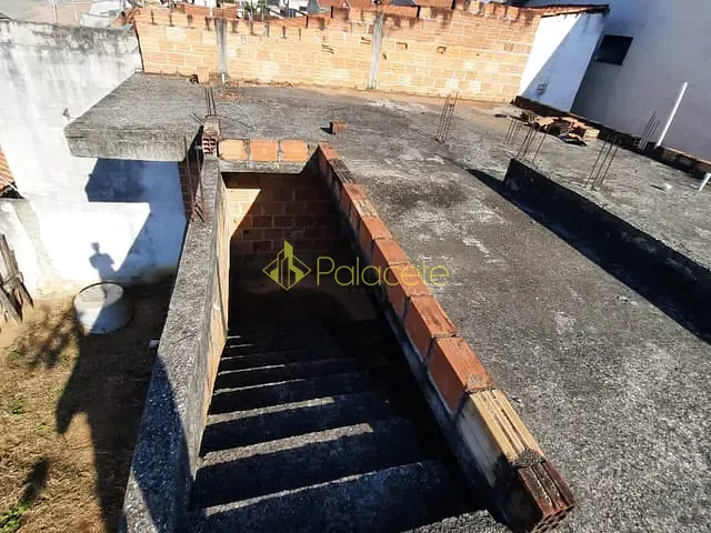 Casa com 65m² 3 quartos e 2 banheiros, à venda, no bairro Residencial Mombaça em Pindamonhangaba