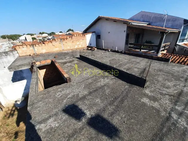 Casa com 65m² 3 quartos e 2 banheiros, à venda, no bairro Residencial Mombaça em Pindamonhangaba