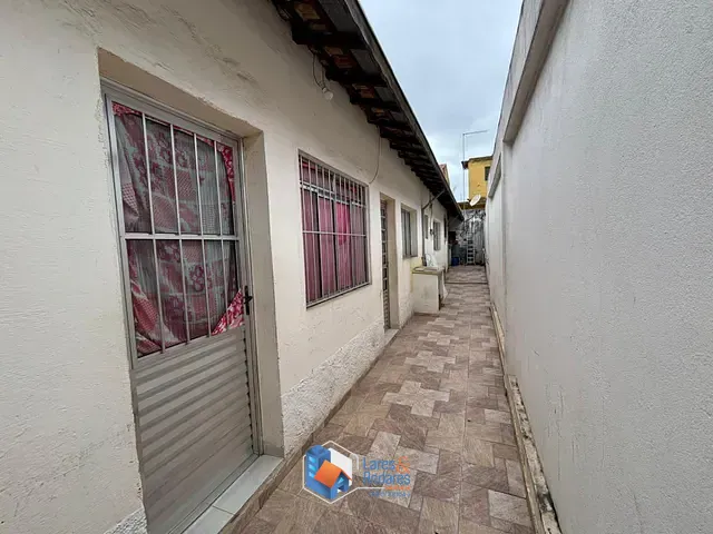 Casa com 125m² 2 quartos e 2 banheiros, à venda, no bairro Conjunto Alvorada em Poá
