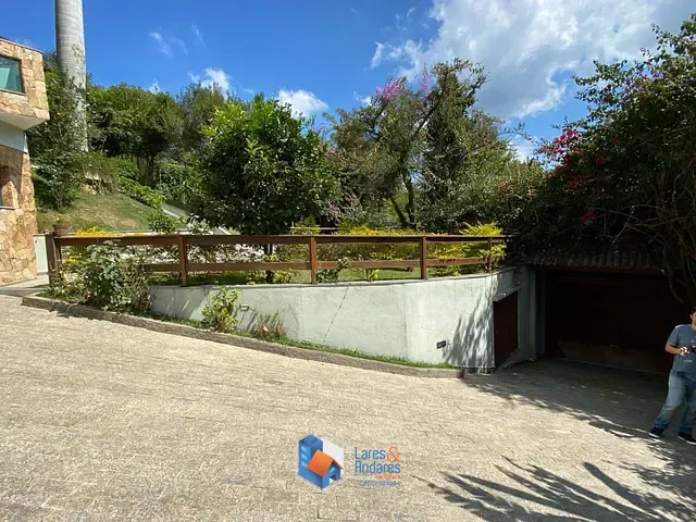 Casa com 1900m² 4 quartos e 7 banheiros, à venda, no bairro Caraguatá em Mairiporã