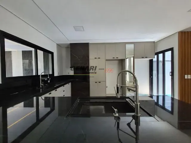 Casa com 150m² 3 quartos e 2 banheiros, à venda, no bairro Jardins do Império em Indaiatuba