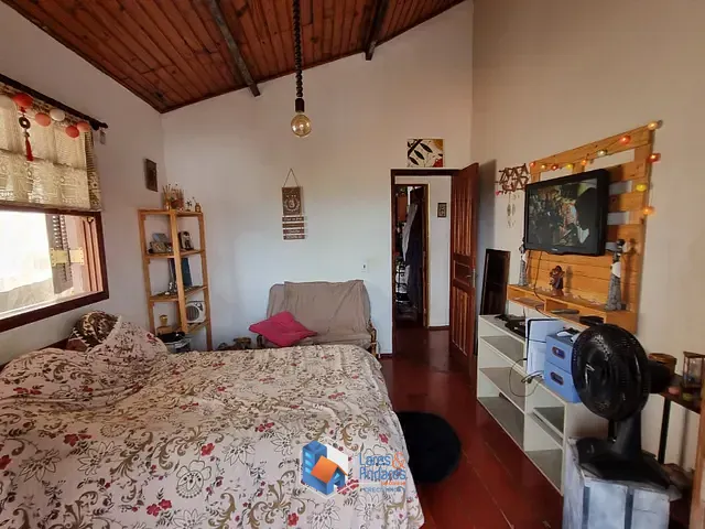 Casa com 250m² 7 quartos e 5 banheiros, à venda, no bairro Maria Auxiliadora em Embu Das Artes