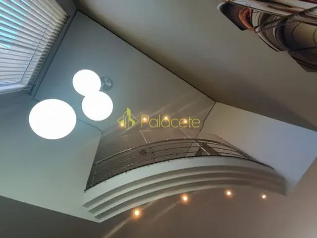 Casa com 250m² 3 quartos e 3 banheiros, à venda, no bairro Jardim Independência em Taubaté