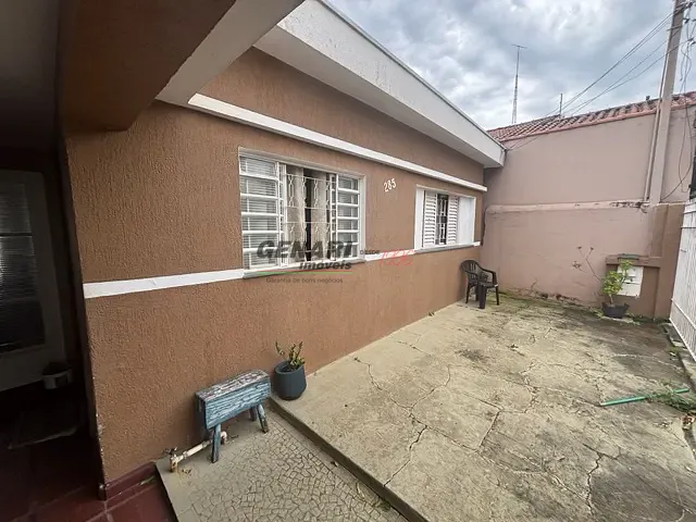 Casa com 250m² 2 quartos e 1 banheiro, à venda, no bairro Centro em Indaiatuba