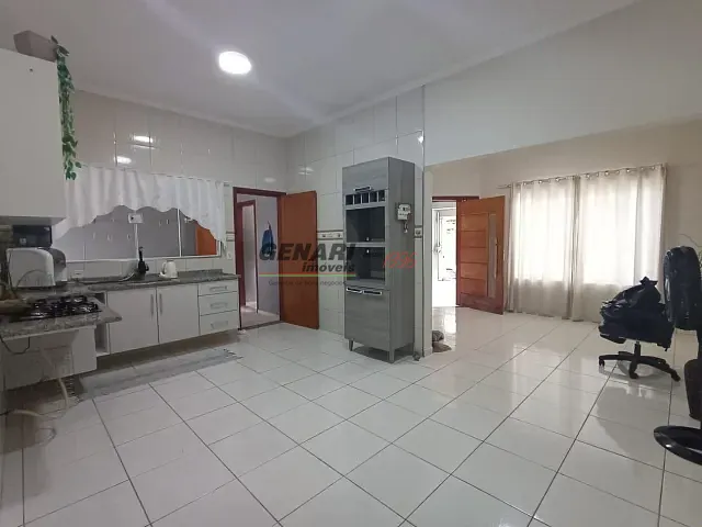 Casa com 150m² 2 quartos e 3 banheiros, para alugar, no bairro Vila Verde em Indaiatuba