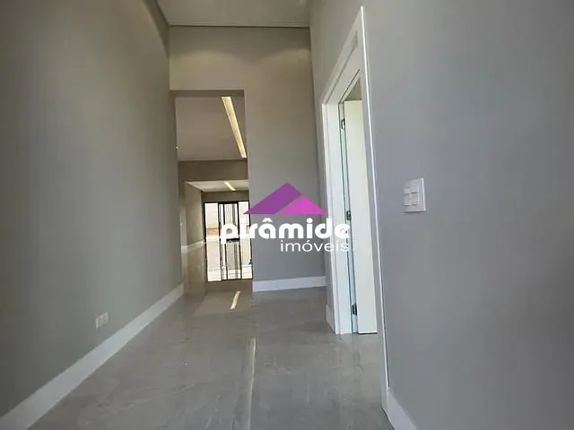Casa com 451m² 4 quartos e 6 banheiros, à venda, no bairro Urbanova em São José dos Campos