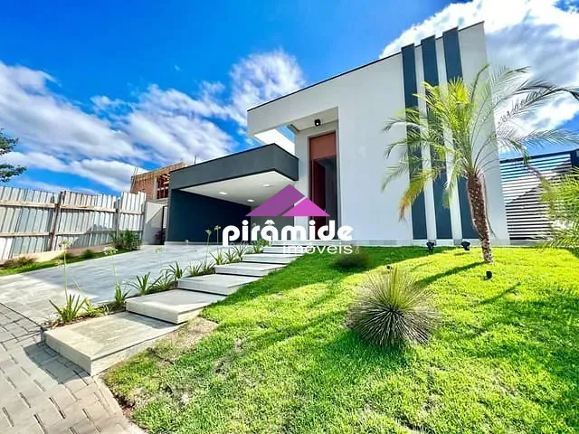 Casa com 451m² 4 quartos e 6 banheiros, à venda, no bairro Urbanova em São José dos Campos