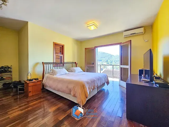 Casa com 447m² 4 quartos e 7 banheiros, à venda, no bairro Alphaville em Santana De Parnaíba