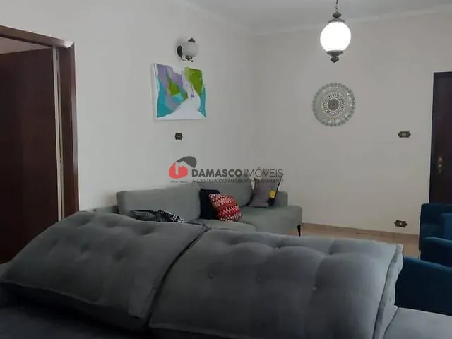 Casa com 500m² 3 quartos e 1 banheiro, à venda, no bairro Santa Maria em São Caetano do Sul