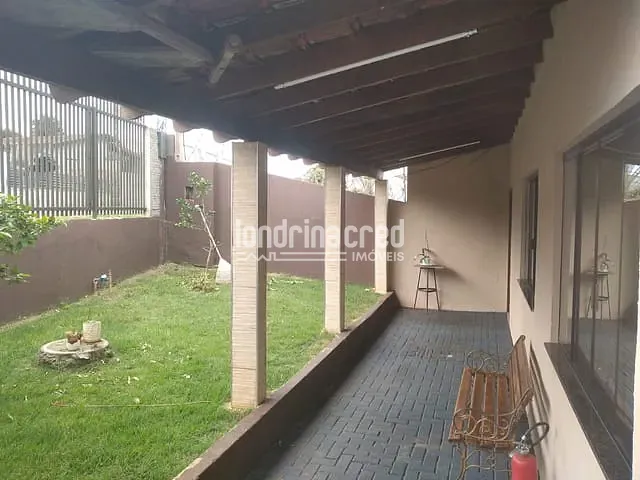 Casa com 300m², à venda, no bairro Alpes em Londrina