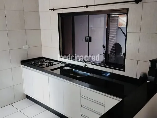 Casa com 144m² 2 quartos e 1 banheiro, à venda, no bairro Jardim Casa Grande em Ibiporã