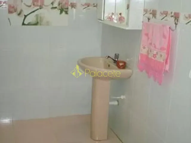 Casa com 325m² 3 quartos e 5 banheiros, à venda, no bairro Moreira César em Pindamonhangaba