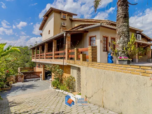 Casa com 2600m² 5 quartos e 7 banheiros, à venda, no bairro Pirucaia em Mairiporã