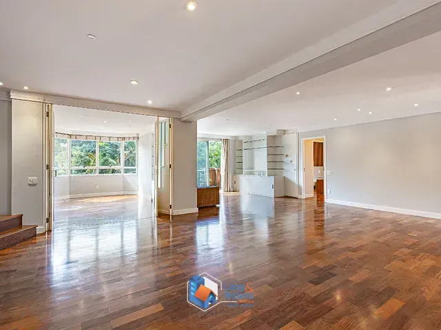 Casa com 479m² 4 quartos e 7 banheiros, à venda, no bairro Alto de Pinheiros em São Paulo
