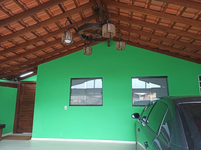 Casa à venda, no bairro Loteamento Residencial e Comercial Vila São Paulo em Pindamonhangaba