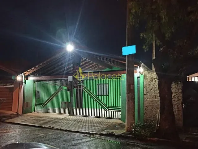 Casa à venda, no bairro Loteamento Residencial e Comercial Vila São Paulo em Pindamonhangaba