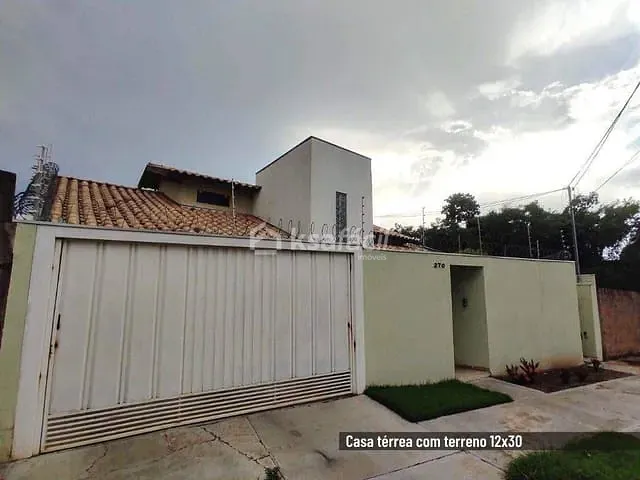 Casa com 360m² 3 quartos e 3 banheiros, à venda, no bairro Monte Castelo em Campo Grande