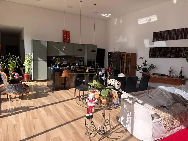 Casa com 270m² 3 quartos e 4 banheiros, à venda, no bairro Jardim Piemonte em Indaiatuba