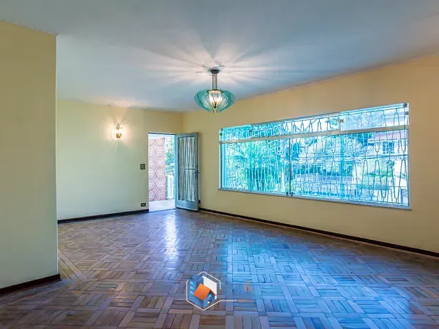 Casa com 300m² 3 quartos e 3 banheiros, à venda, no bairro Vila Albertina em São Paulo