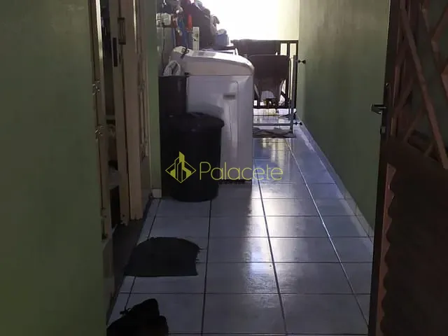 Casa 4 quartos e 3 banheiros, à venda, no bairro Residencial Mombaça em Pindamonhangaba