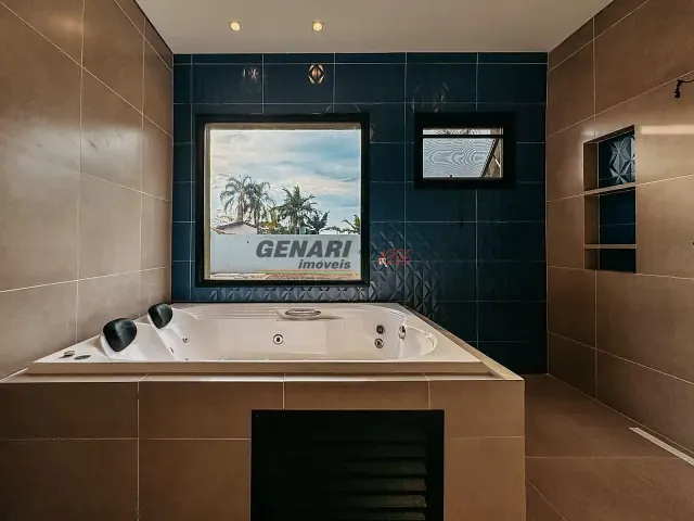 Casa com 1000m² 4 quartos e 6 banheiros, à venda, no bairro Terras de Itaici em Indaiatuba