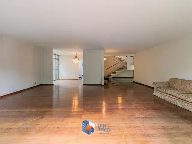 Casa com 554m² 3 quartos e 6 banheiros, à venda, no bairro Granja Julieta em São Paulo