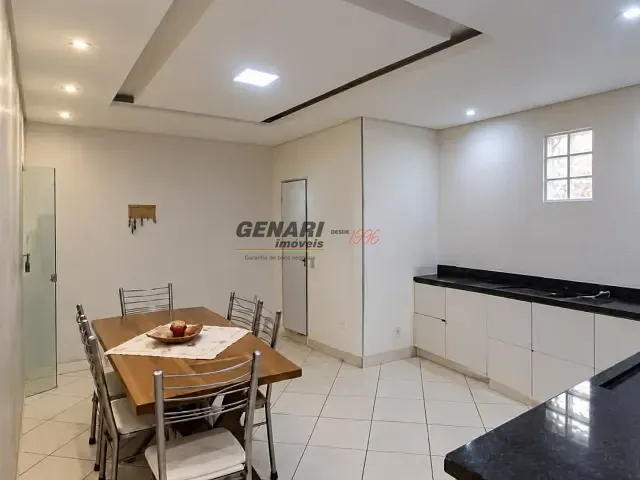 Casa com 250m² 3 quartos e 2 banheiros, à venda, no bairro Jardim Flórida em Indaiatuba