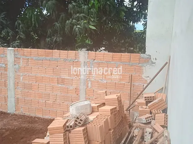 Casa 2 quartos e 1 banheiro, à venda, no bairro Jardim Santa Paula em Ibiporã