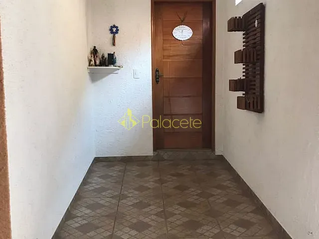 Casa com 300m² 3 quartos e 3 banheiros, à venda, no bairro Campos Elíseos em Taubaté