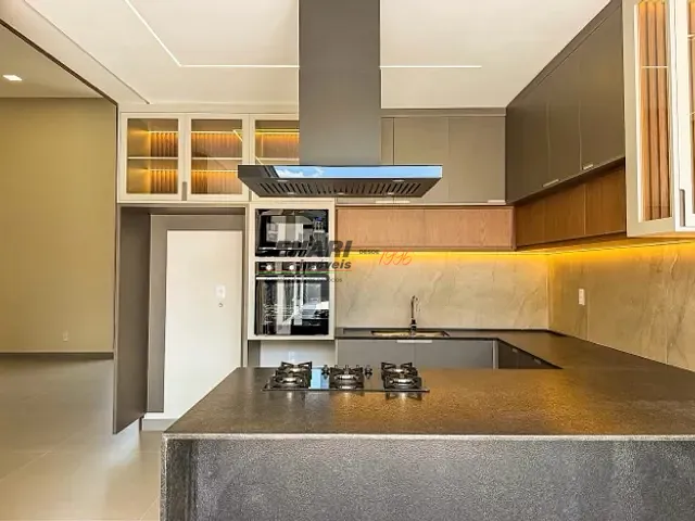 Casa com 308m² 3 quartos e 5 banheiros, à venda, no bairro Residencial Evidências em Indaiatuba