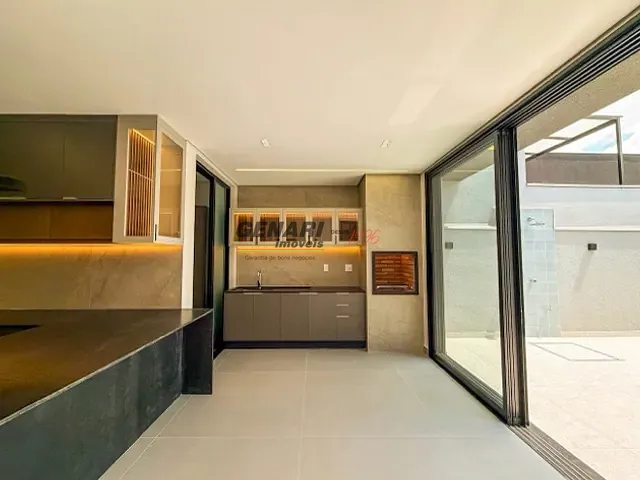 Casa com 308m² 3 quartos e 5 banheiros, à venda, no bairro Residencial Evidências em Indaiatuba