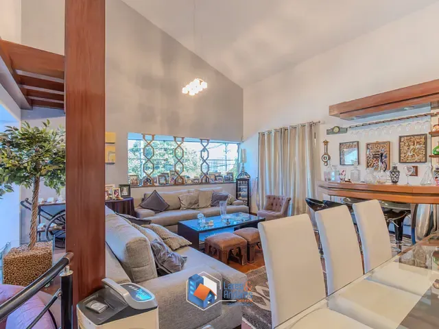 Casa com 394m² 4 quartos e 3 banheiros, à venda, no bairro Jardim Marajoara em São Paulo