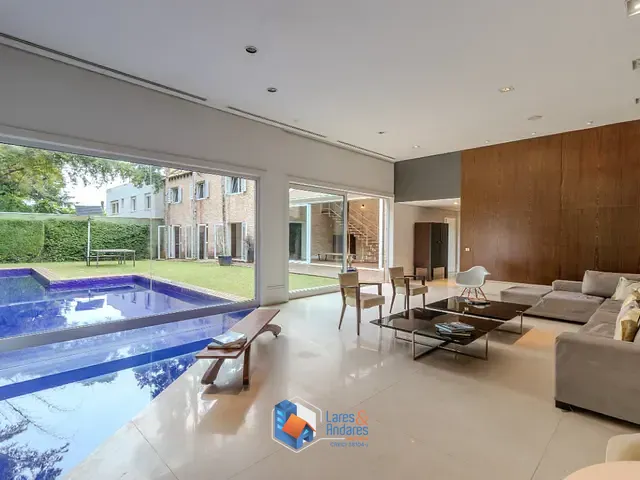 Casa com 972m² 4 quartos e 6 banheiros, à venda, no bairro Chácara Santo Antônio (Zona Sul) em São Paulo