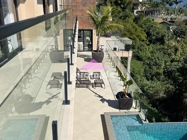 Casa com 1580m² 10 quartos e 13 banheiros, à venda, no bairro Siriúba em Ilhabela