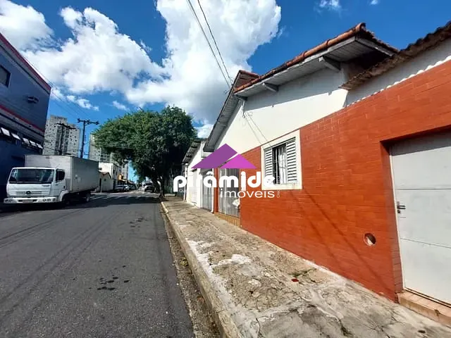 Casa com 259m², à venda, no bairro Jardim Augusta em São José dos Campos
