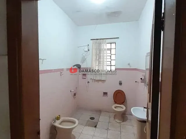 Casa com 150m² 4 quartos e 2 banheiros, à venda, no bairro Santa Paula em São Caetano do Sul