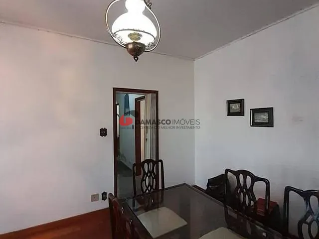 Casa com 403m² 2 quartos e 1 banheiro, à venda, no bairro Santa Paula em São Caetano do Sul