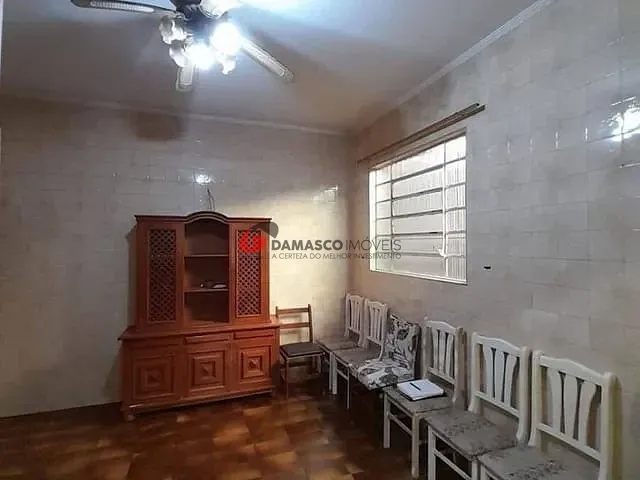 Casa com 403m² 2 quartos e 1 banheiro, à venda, no bairro Santa Paula em São Caetano do Sul