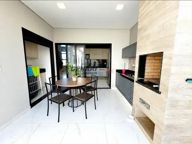 Casa com 211m² 3 quartos e 2 banheiros, à venda, no bairro Loteamento Park Gran Reserve em Indaiatuba