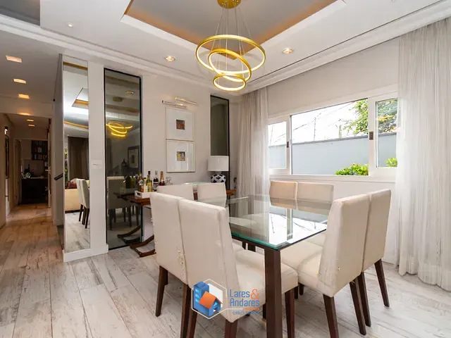 Casa com 290m² 3 quartos e 5 banheiros, à venda, no bairro Campo Belo em São Paulo