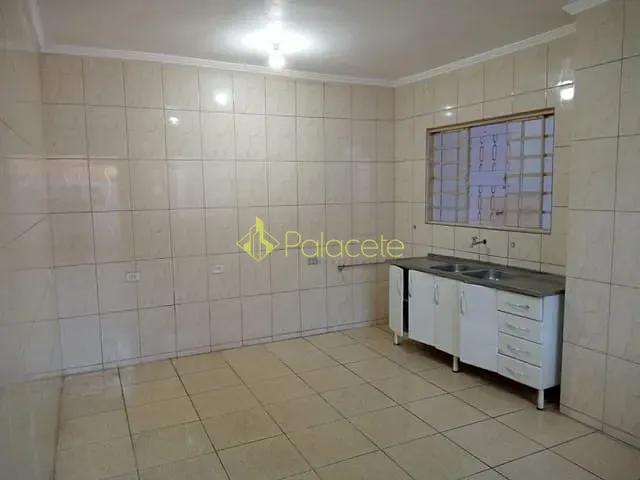 Casa à venda, no bairro Parque São Cristóvão em Taubaté