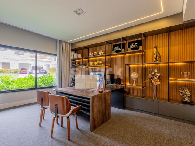 Casa com 1200m² 5 quartos e 7 banheiros, à venda, no bairro Alphaville Residencial Dois em Barueri
