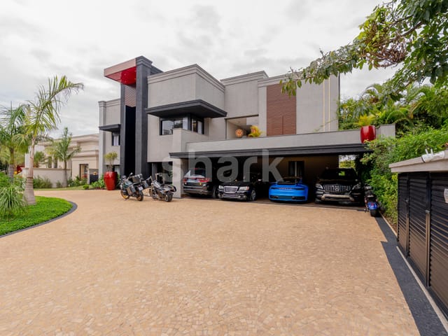 Casa com 1200m² 5 quartos e 7 banheiros, à venda, no bairro Alphaville Residencial Dois em Barueri