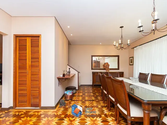 Casa com 350m² 3 quartos e 3 banheiros, à venda, no bairro Jardim da Saúde em São Paulo