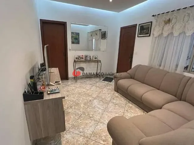 Casa 3 quartos e 1 banheiro, para alugar, no bairro Cerâmica em São Caetano do Sul